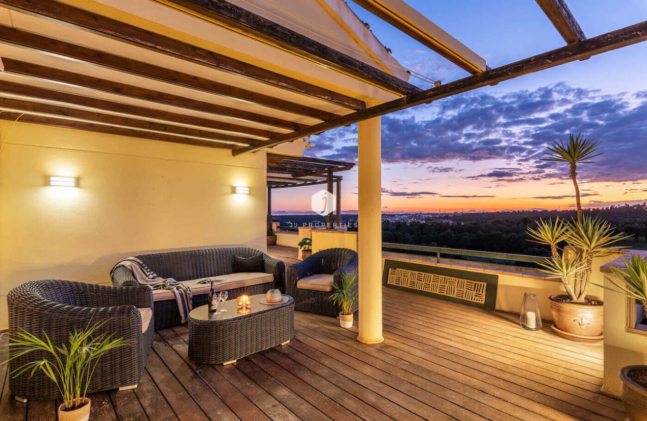 Tweedehands - Penthouse -
Orihuela Costa - Campoamor