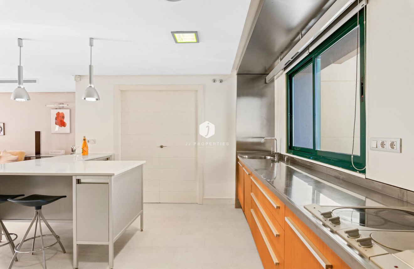 Tweedehands - Penthouse -
Orihuela Costa - Campoamor