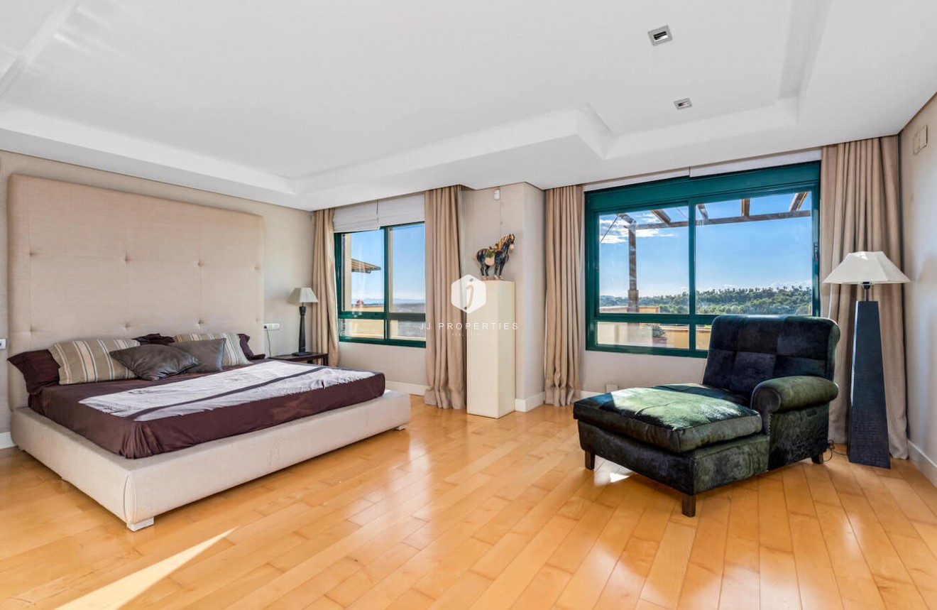 Tweedehands - Penthouse -
Orihuela Costa - Campoamor