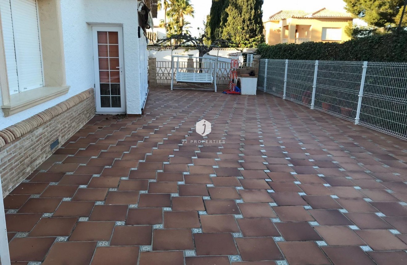 Segunda mano - Villa -
Orihuela Costa - Cabo Roig