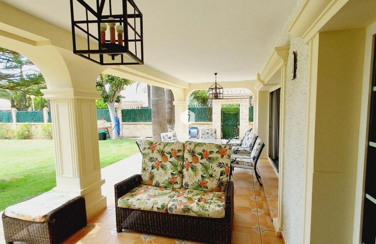 Segunda mano - Villa -
Orihuela Costa - Cabo Roig