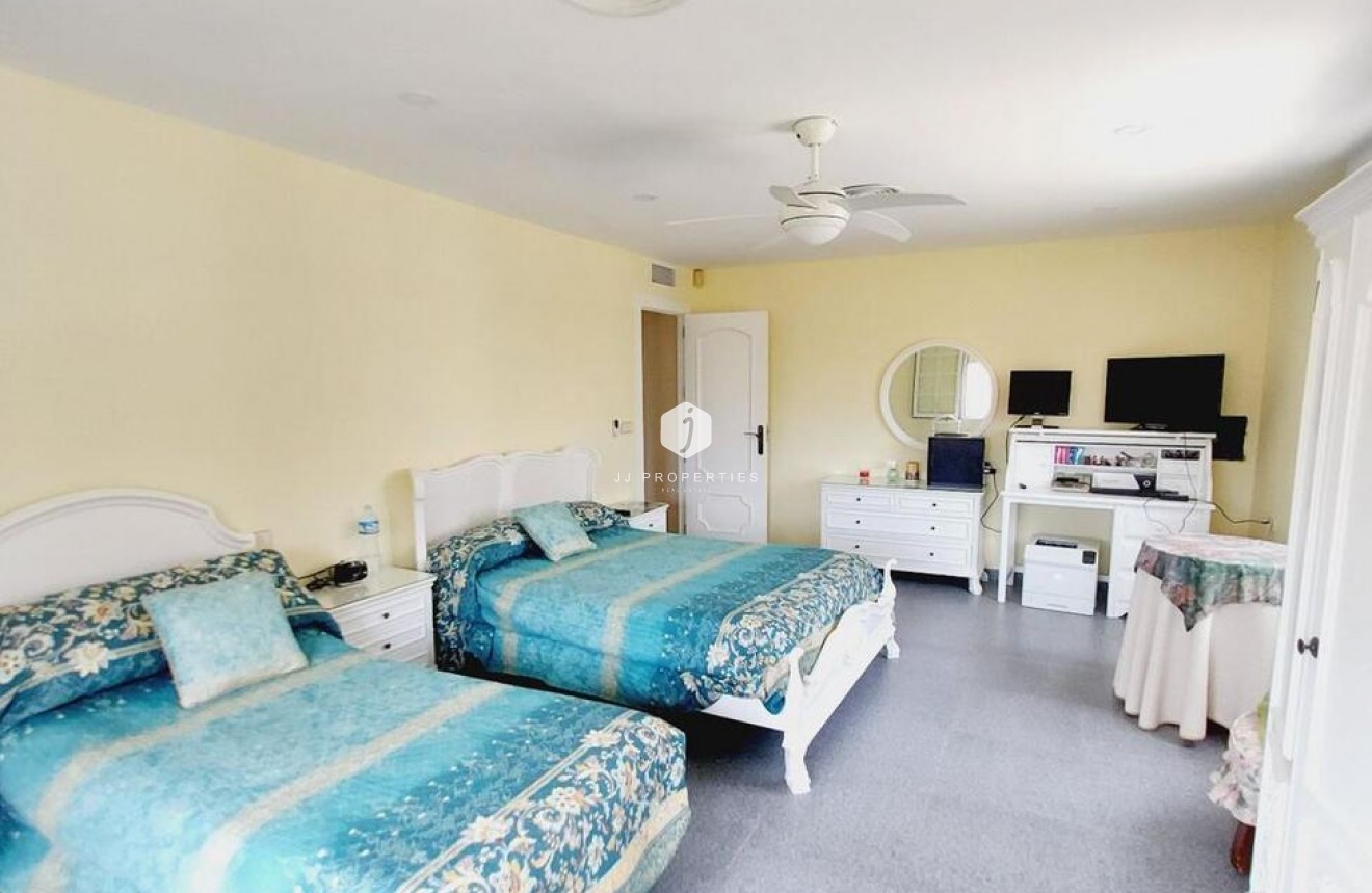 Segunda mano - Villa -
Orihuela Costa - Cabo Roig