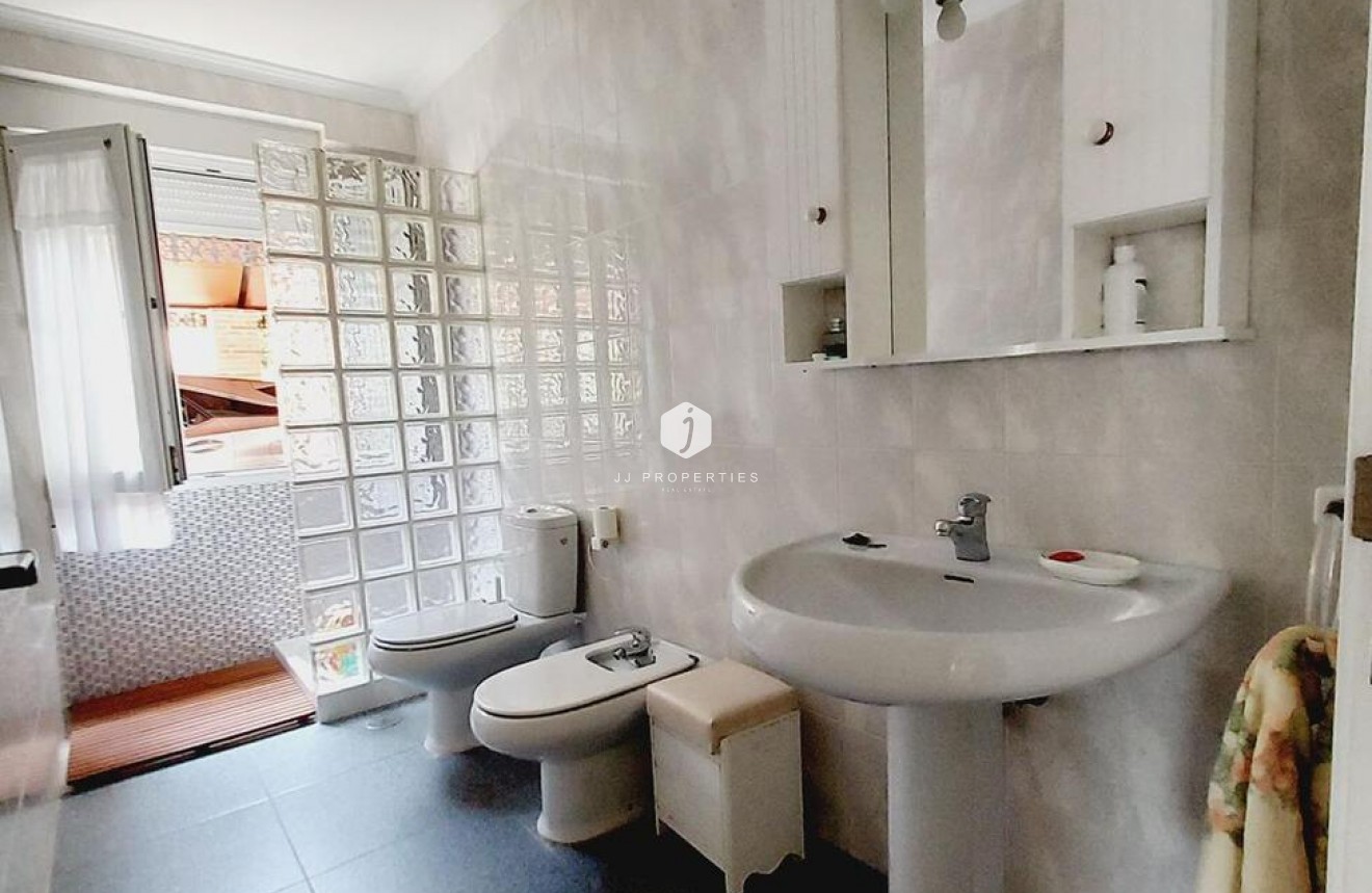 Segunda mano - Villa -
Orihuela Costa - Cabo Roig