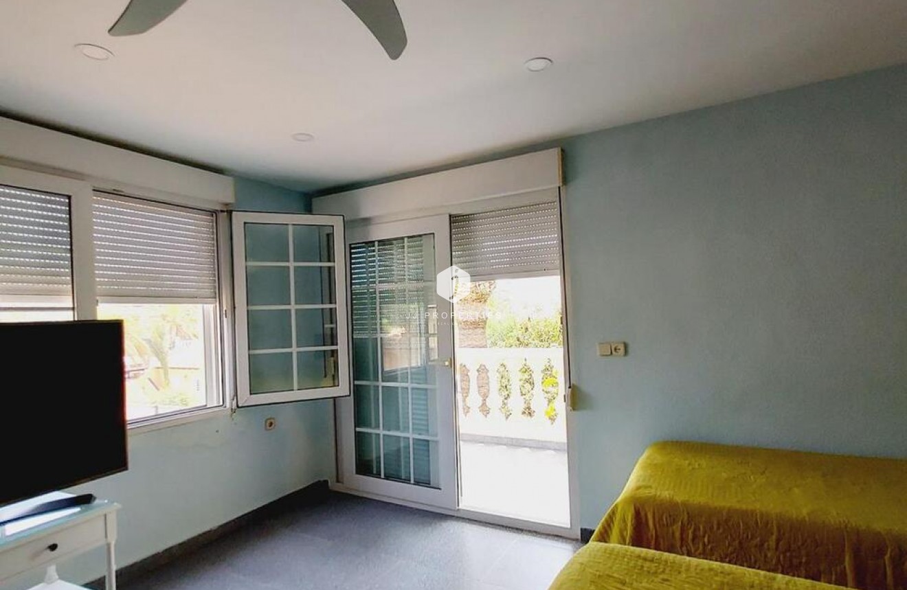 Segunda mano - Villa -
Orihuela Costa - Cabo Roig