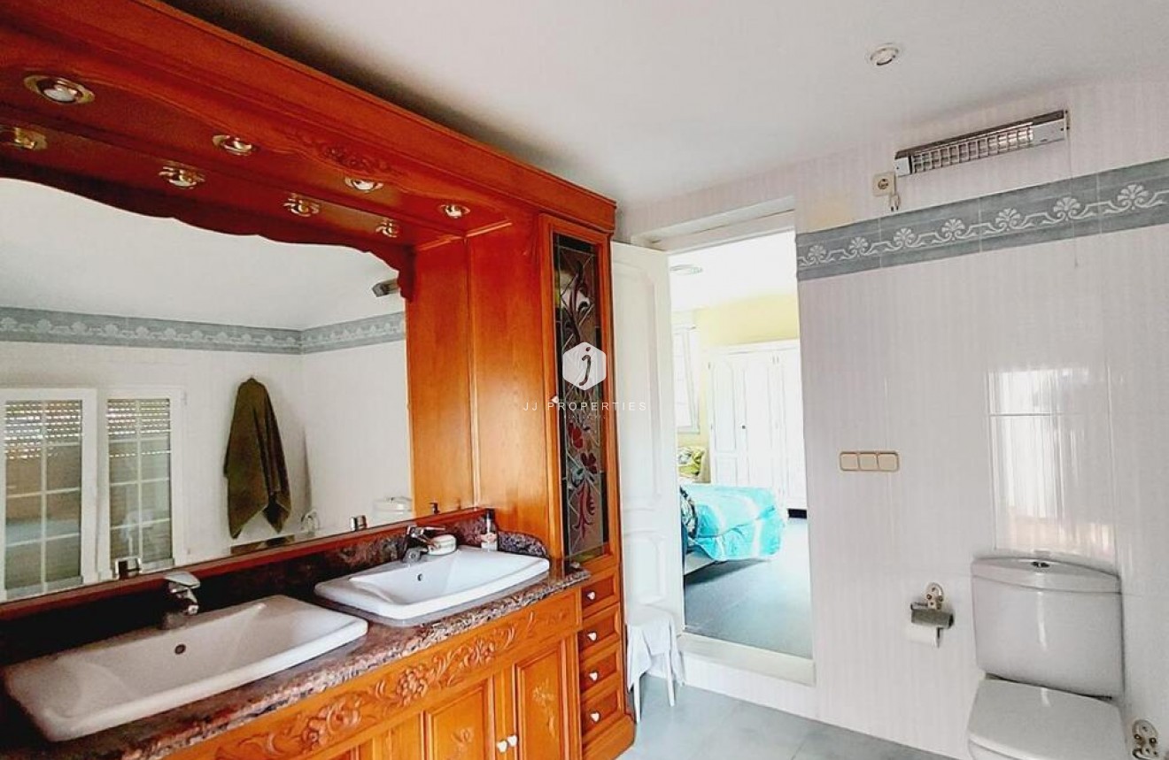 Segunda mano - Villa -
Orihuela Costa - Cabo Roig