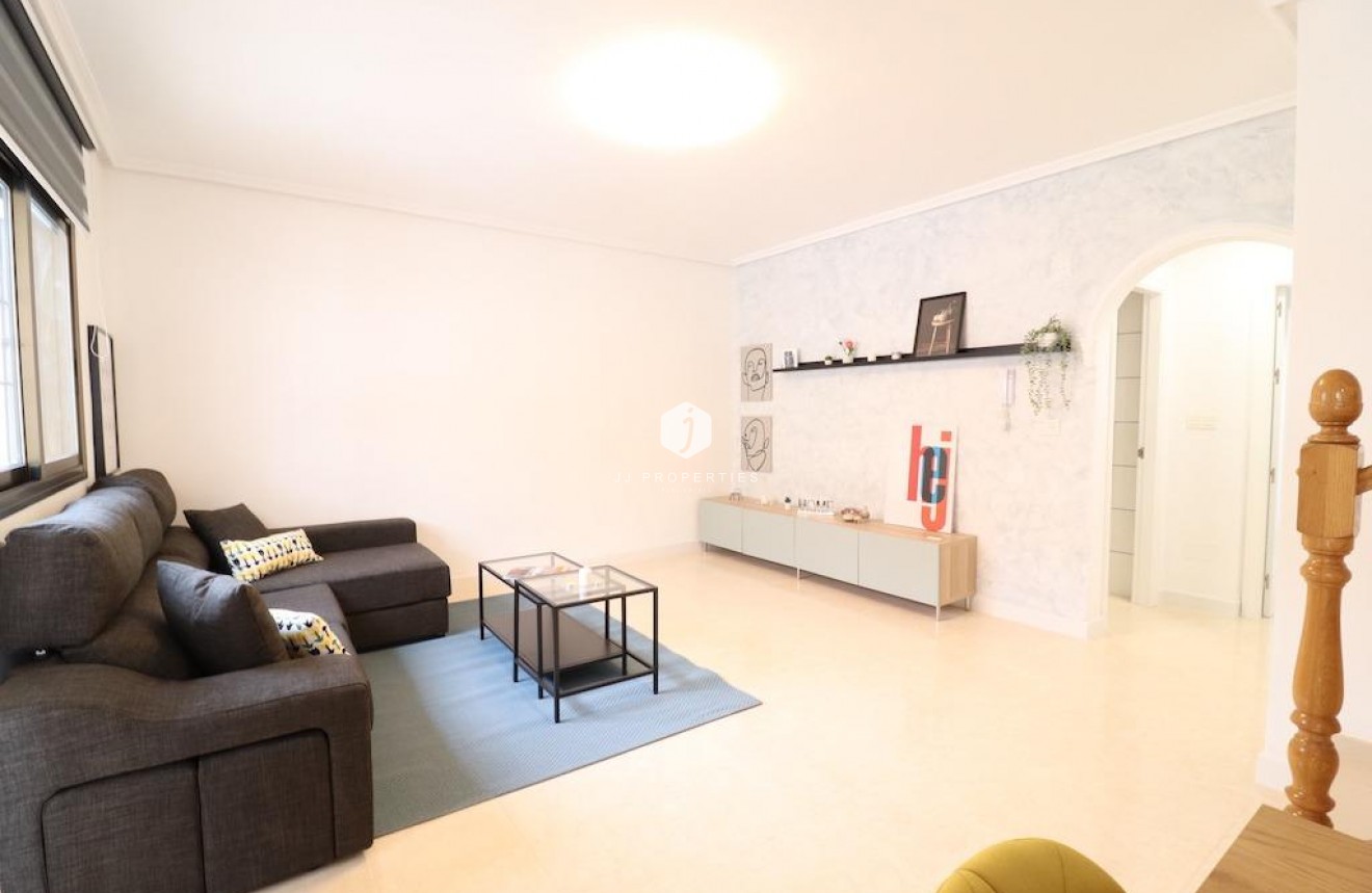 Segunda mano - Chalet -
San Miguel de Salinas - Inland