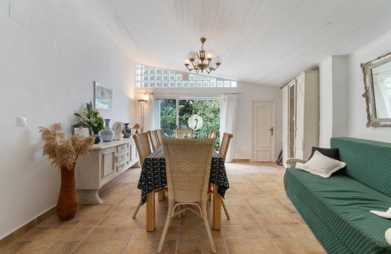 Segunda mano - Casa de campo -
Dolores - Costa Blanca