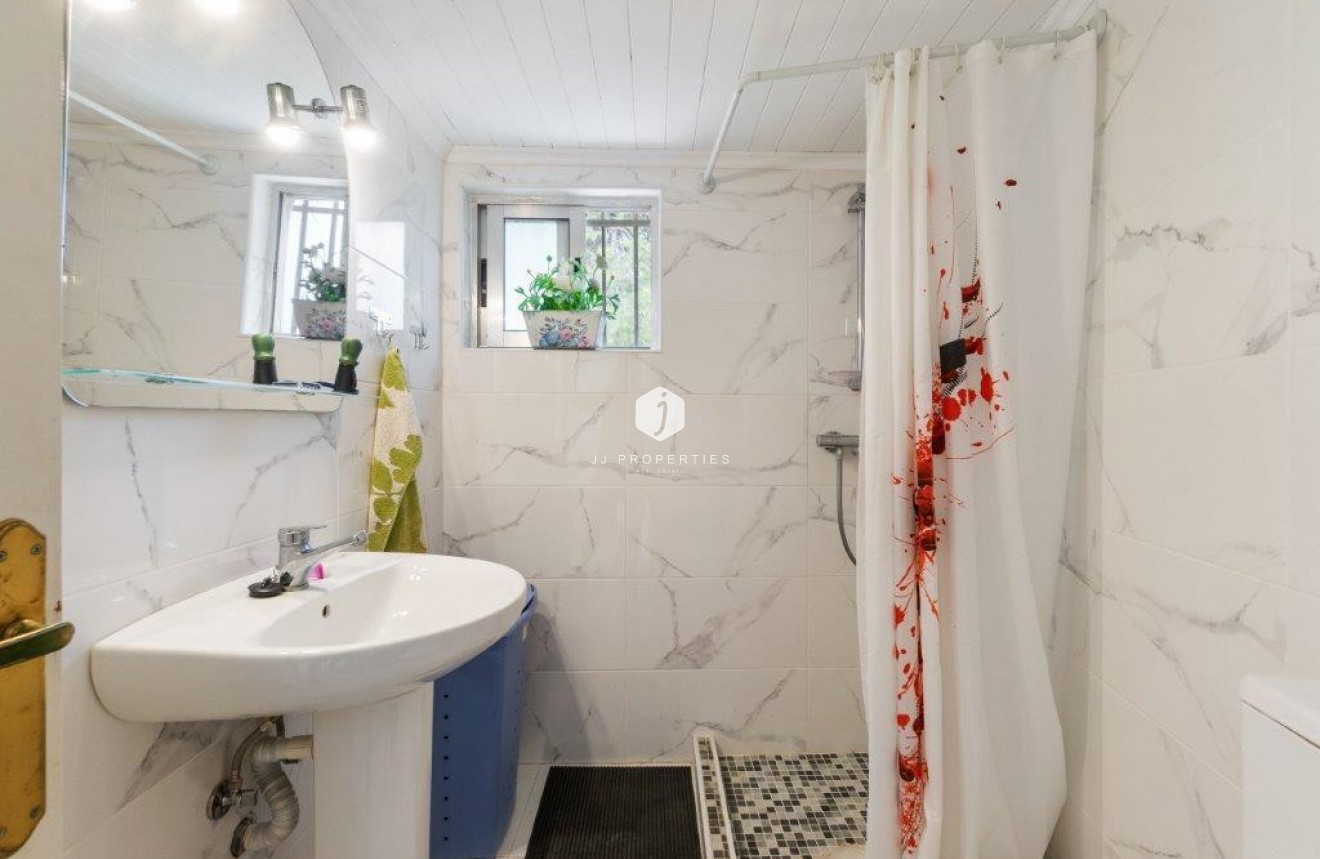 Segunda mano - Casa de campo -
Dolores - Costa Blanca