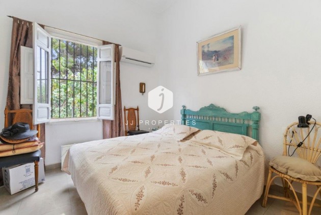 Segunda mano - Casa de campo -
Dolores - Costa Blanca