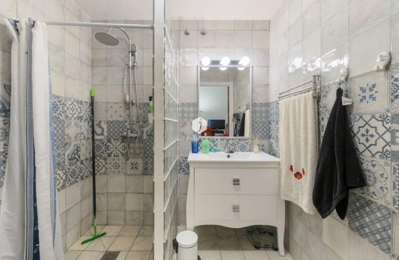 Segunda mano - Casa de campo -
Dolores - Costa Blanca