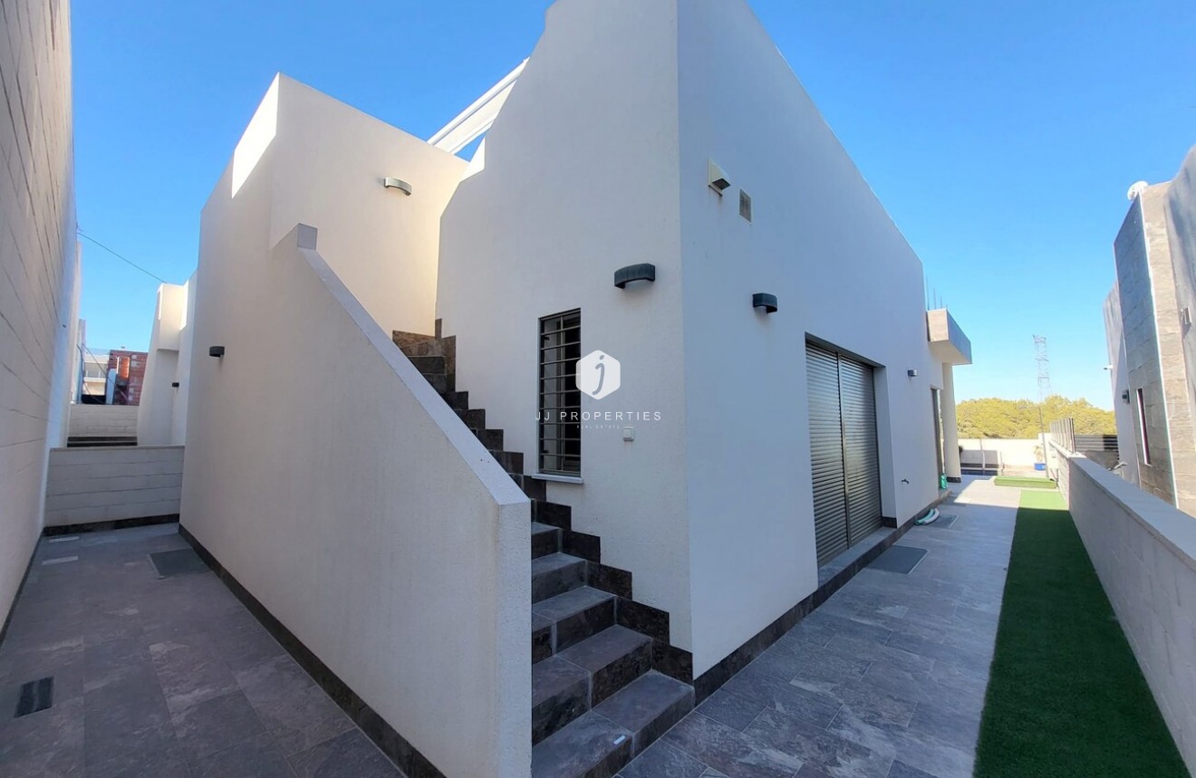 Aus zweiter Hand - Villa -
Orihuela Costa - PAU 26