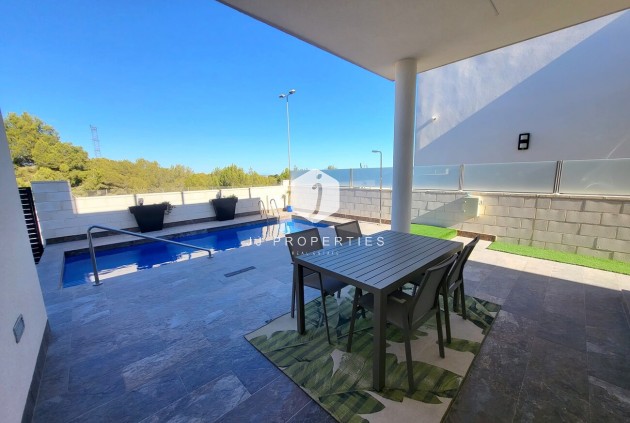 Aus zweiter Hand - Villa -
Orihuela Costa - PAU 26