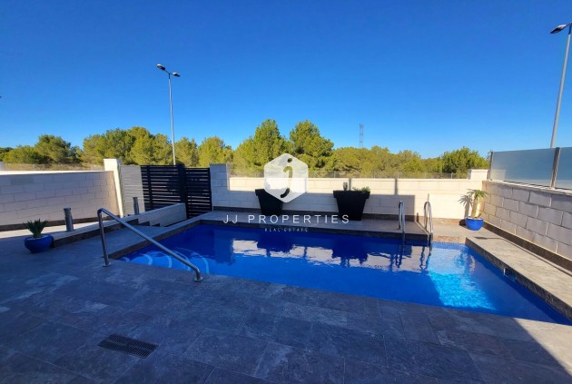 Aus zweiter Hand - Villa -
Orihuela Costa - PAU 26