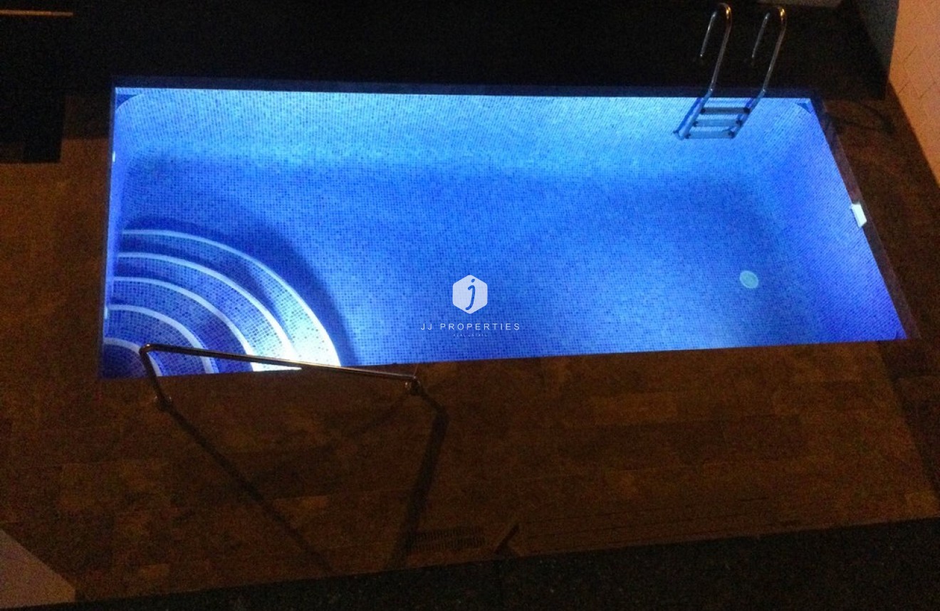 Aus zweiter Hand - Villa -
Orihuela Costa - PAU 26