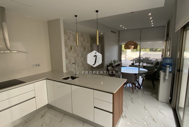 Aus zweiter Hand - Villa -
Orihuela Costa - PAU 26