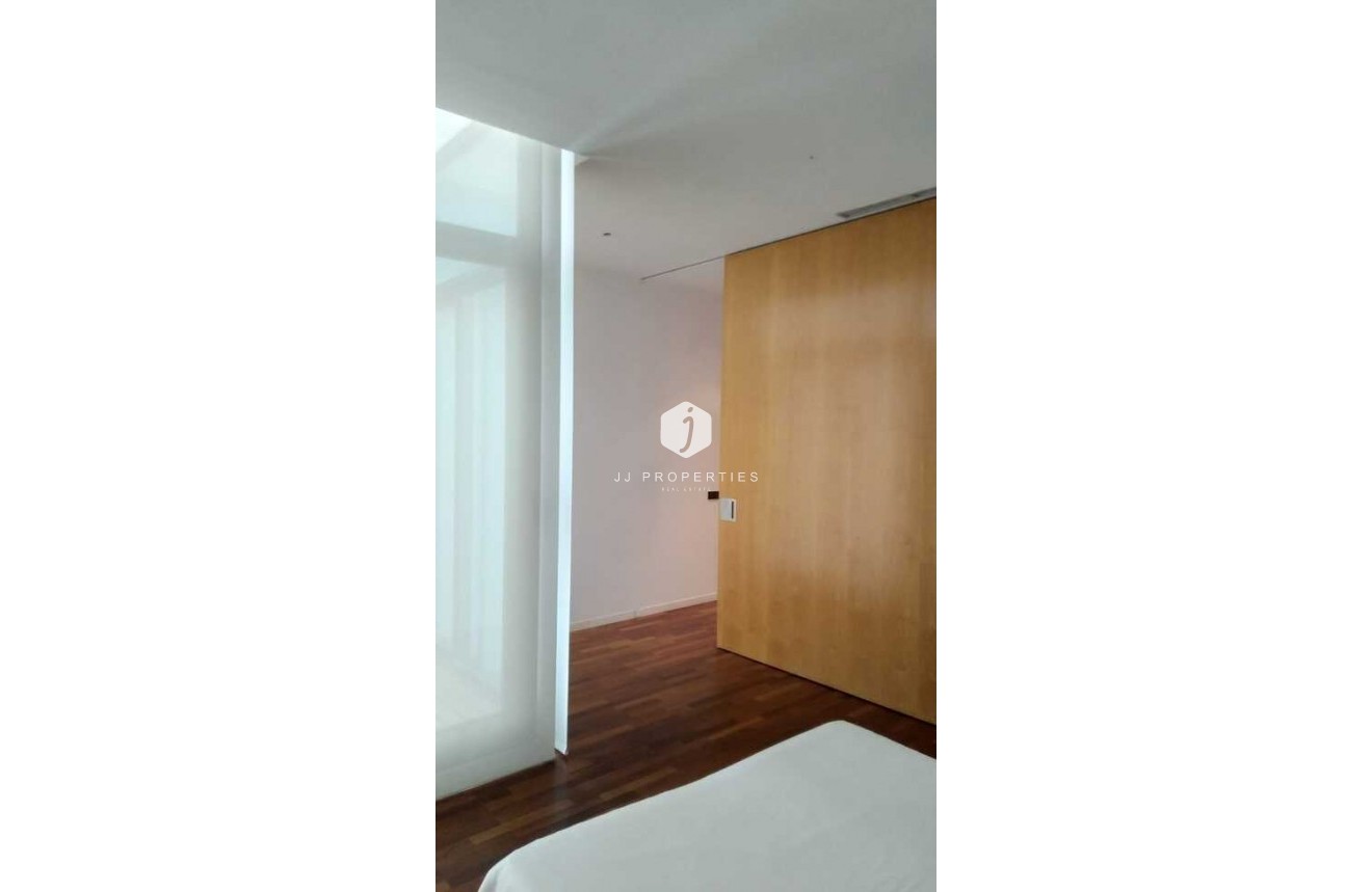 Aus zweiter Hand - Duplex -
Almoradí - Costa Blanca