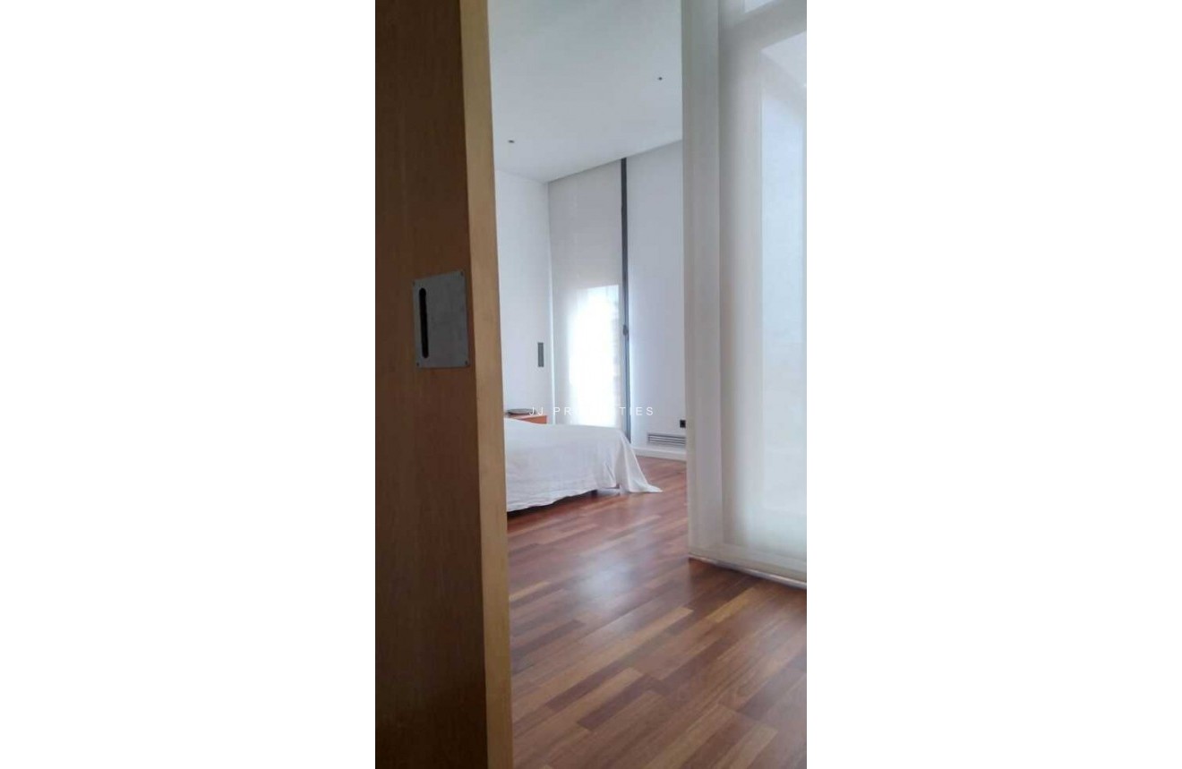 Aus zweiter Hand - Duplex -
Almoradí - Costa Blanca