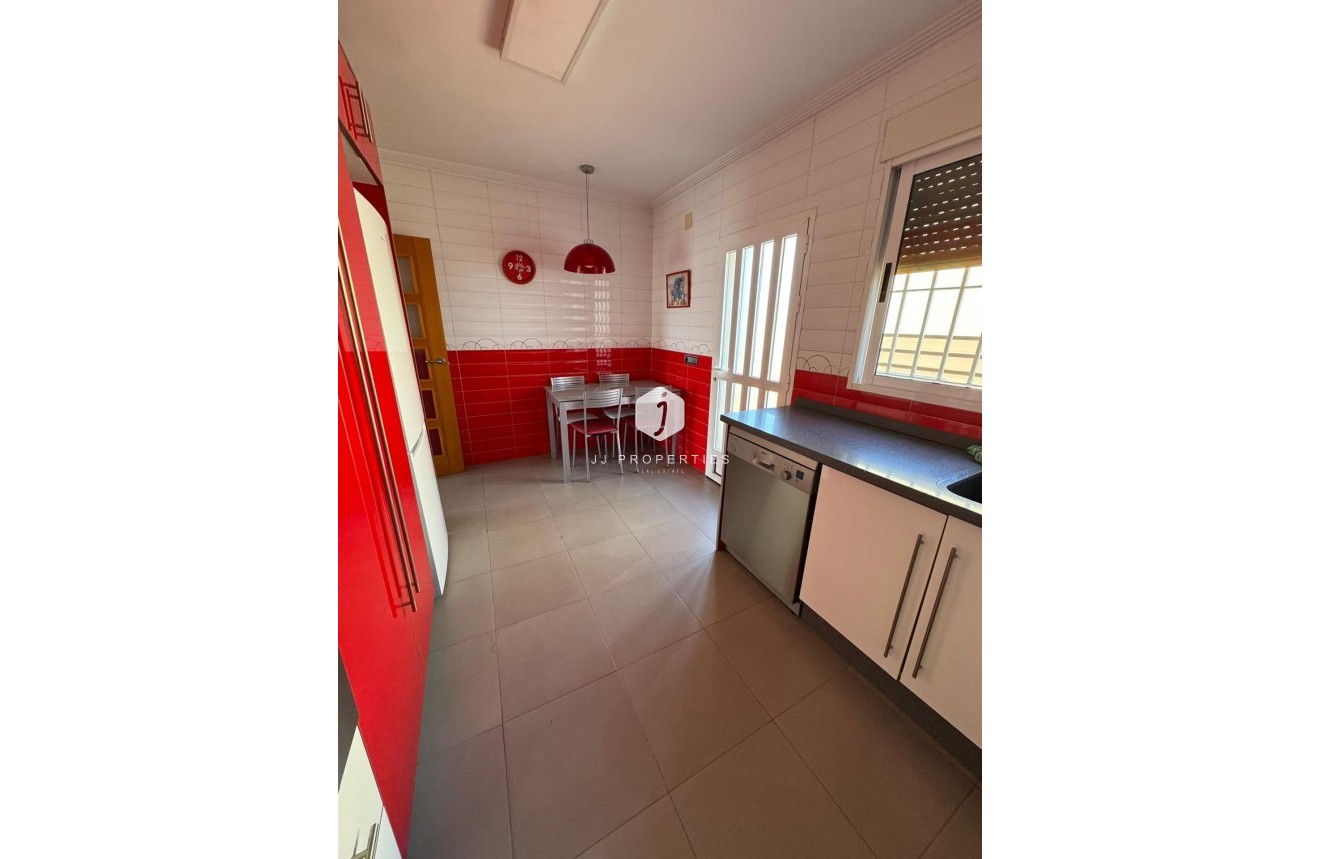 D'occasion - Villa -
Torrevieja - Los Balcones - Los Altos del Edén