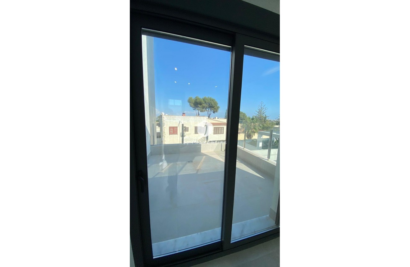 D'occasion - Villa -
Torrevieja - Los Balcones