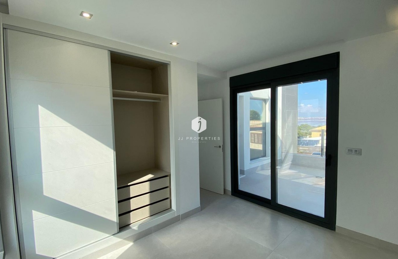 D'occasion - Villa -
Torrevieja - Los Balcones