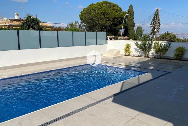 D'occasion - Villa -
Torrevieja - Los Balcones