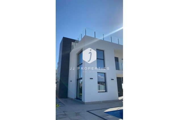 D'occasion - Villa -
Torrevieja - Los Balcones