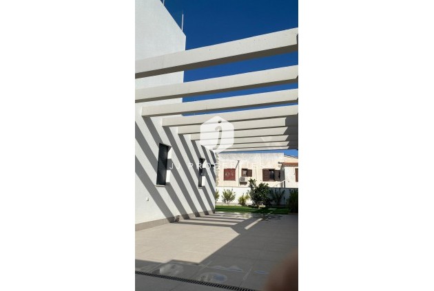 D'occasion - Villa -
Torrevieja - Los Balcones