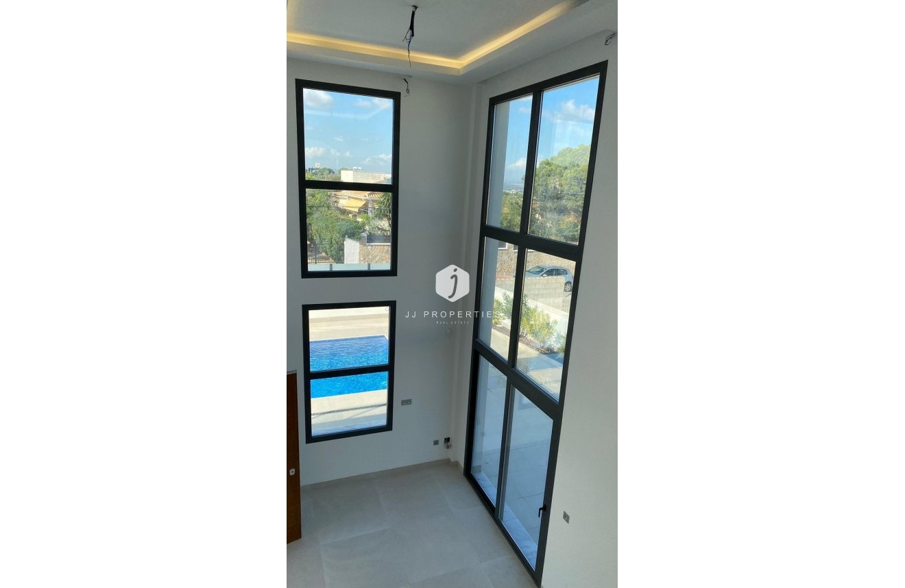 D'occasion - Villa -
Torrevieja - Los Balcones