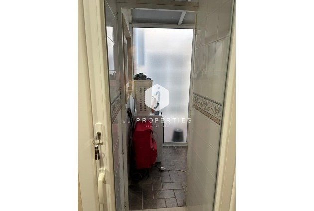 Segunda mano - Apartamento / piso -
Torrevieja - Centro