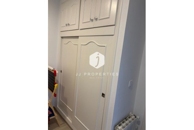 Segunda mano - Apartamento / piso -
Torrevieja - Centro