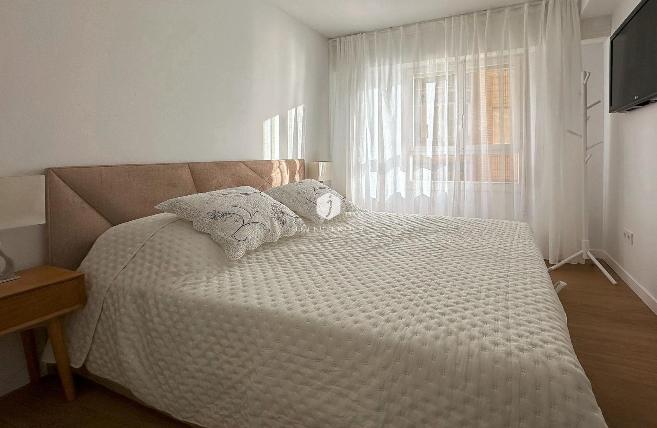 Segunda mano - Apartamento / piso -
Torrevieja - Playa del Cura