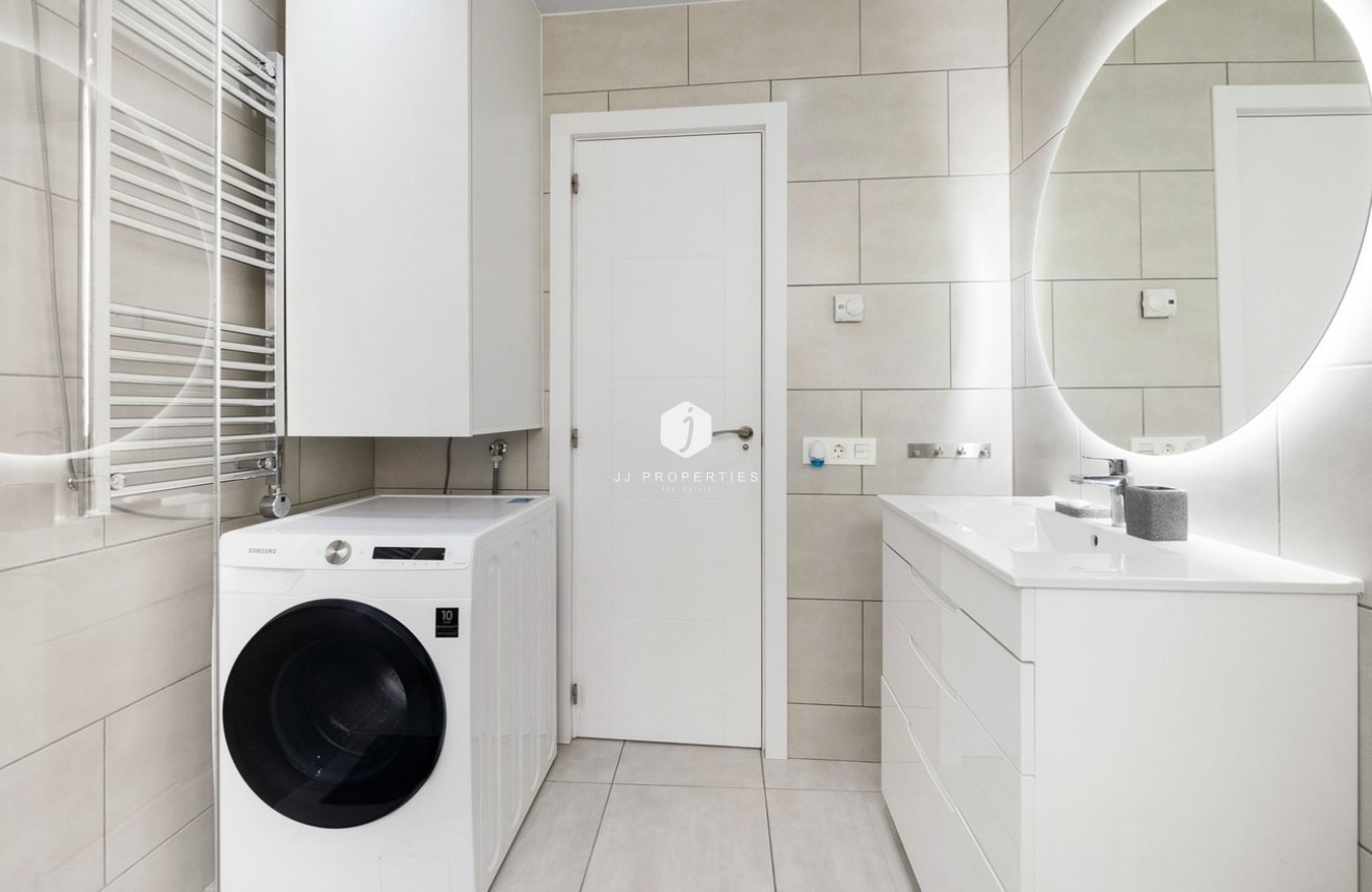 Segunda mano - Apartamento / piso -
Torrevieja - Playa del Cura