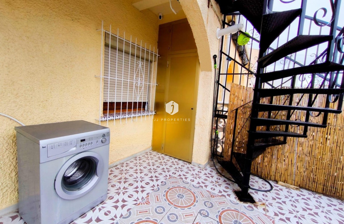 Segunda mano - Chalet -
San Fulgencio - La Marina - Urb. La Marina