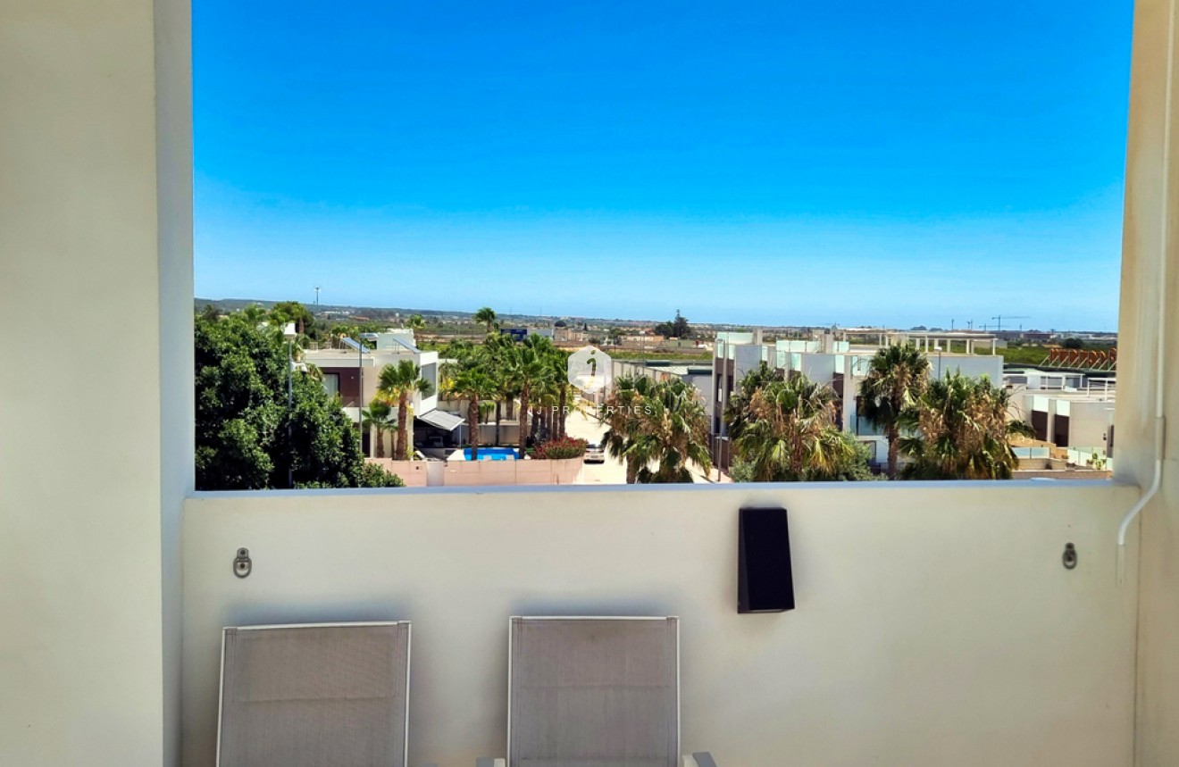 Segunda mano - Ático -
Ciudad Quesada - Dona Pepa