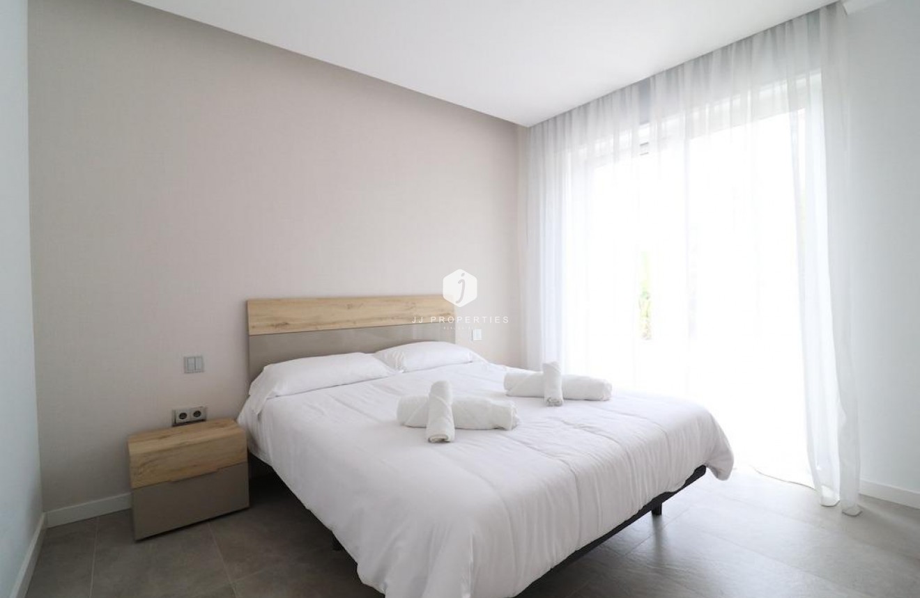 D'occasion - Villa -
Orihuela Costa - Costa Blanca