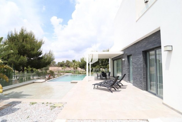 D'occasion - Villa -
Orihuela Costa - Costa Blanca