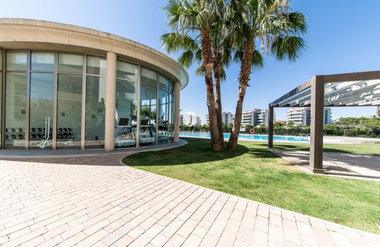 Aus zweiter Hand - Penthouse -
Orihuela Costa - Costa Blanca