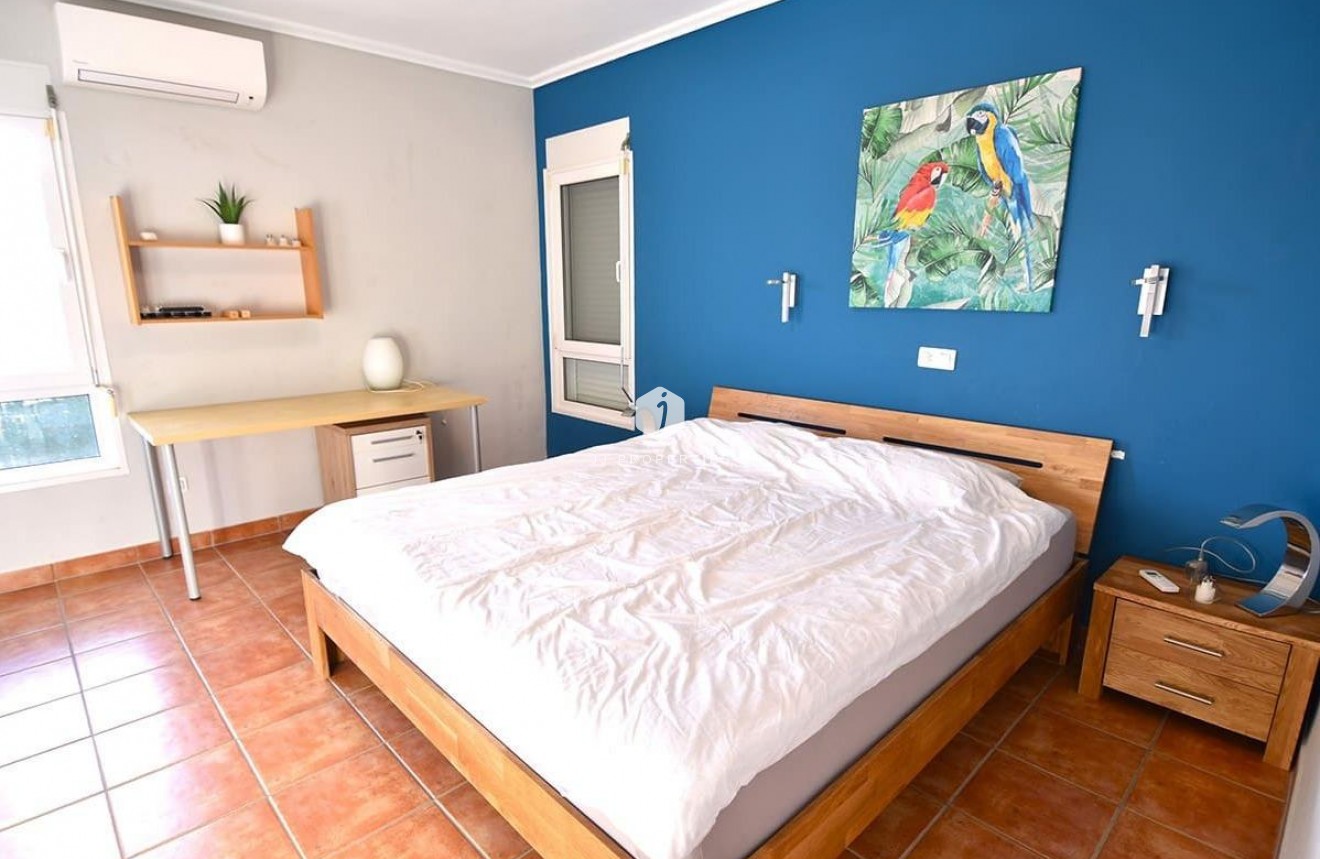 Segunda mano - Villa -
Orihuela Costa - La Zenia