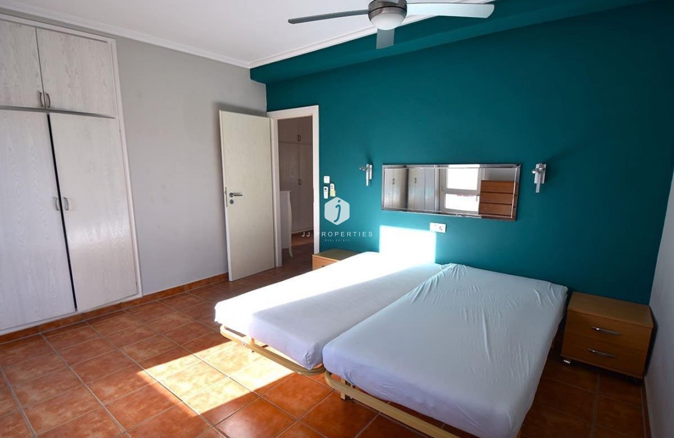 Segunda mano - Villa -
Orihuela Costa - La Zenia