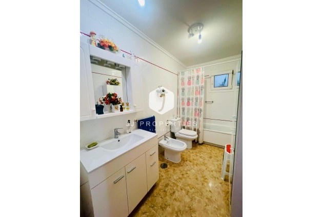 Segunda mano - Apartamento / piso -
Torrevieja - La Mata