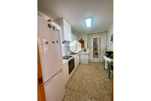 Segunda mano - Apartamento / piso -
Torrevieja - La Mata