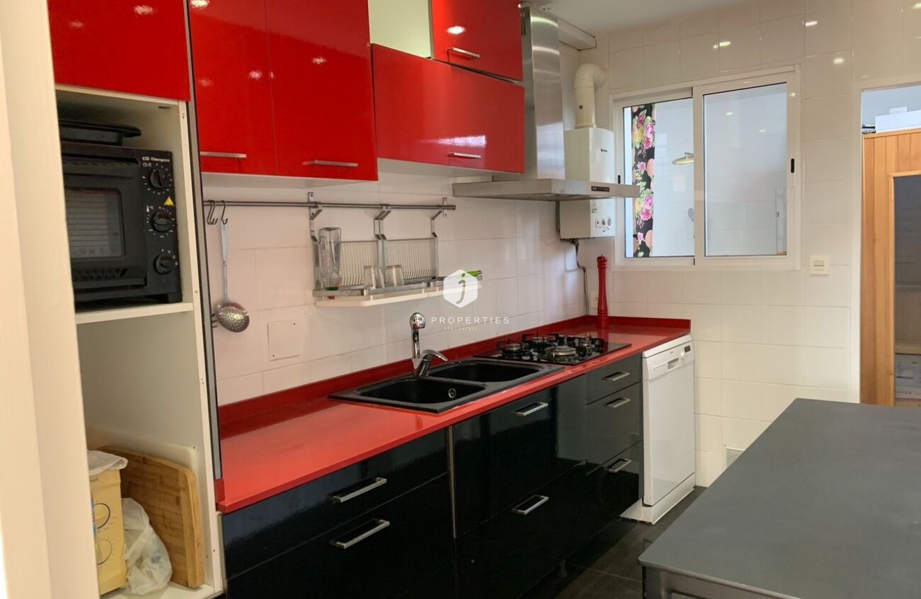 Segunda mano - Duplex -
La Zenia - Costa Blanca