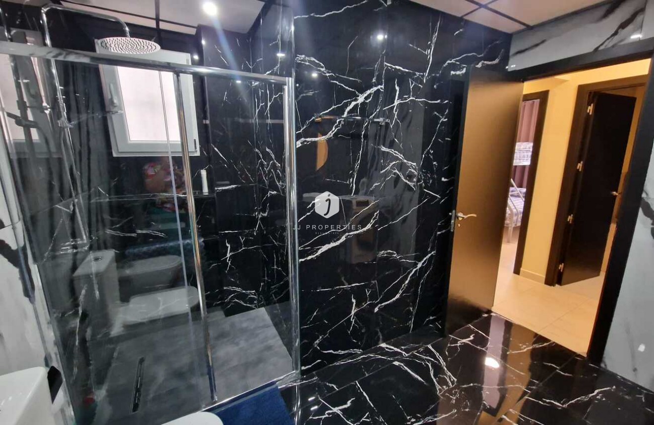 Aus zweiter Hand - Wohnung -
Torrevieja - Costa Blanca