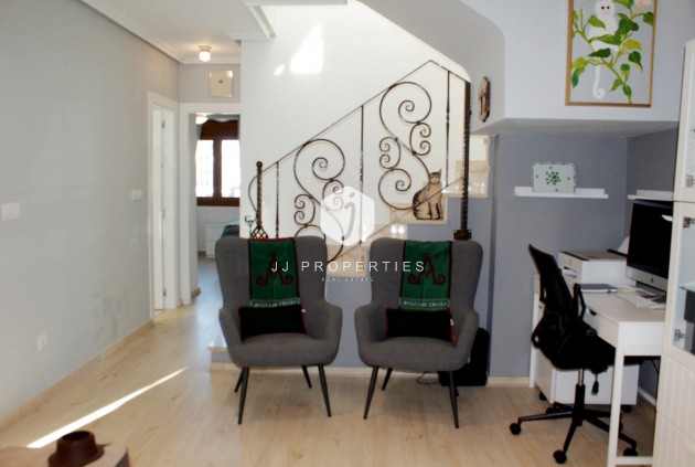 Segunda mano - Bungalow -
Orihuela Costa - Costa Blanca