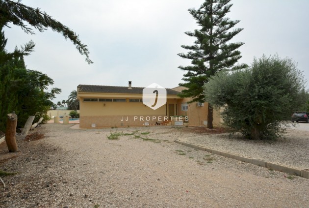 Segunda mano - Casa de campo -
Almoradí - Inland