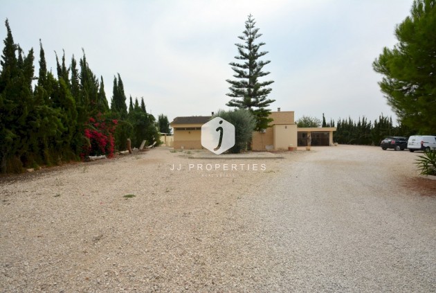 Segunda mano - Casa de campo -
Almoradí - Inland