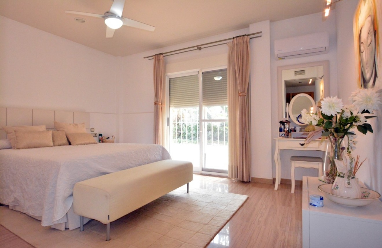 Segunda mano - Casa de campo -
Almoradí - Inland