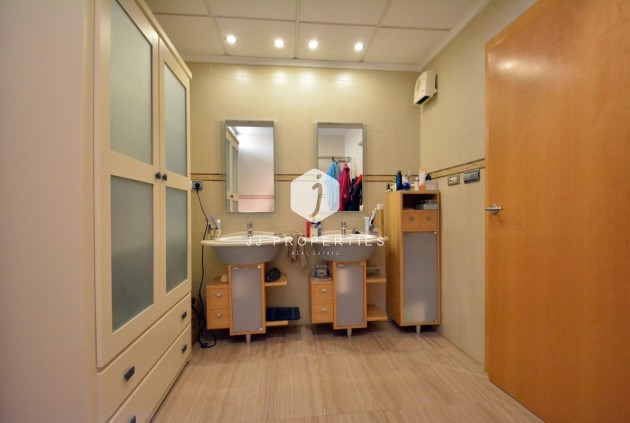 Segunda mano - Casa de campo -
Almoradí - Inland