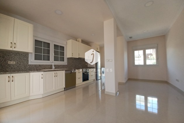 Aus zweiter Hand - Villa -
Cabo Roig - Costa Blanca