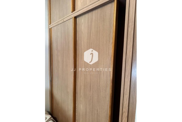 Segunda mano - Apartamento / piso -
Torrevieja - Las Piscinas Naturales